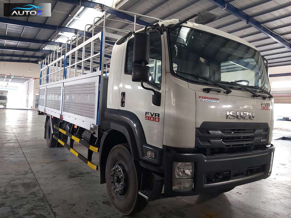 Xe tải Isuzu FVR 900 thùng bạt 8.5 tấn dài 7.2 mét đến 9.6m